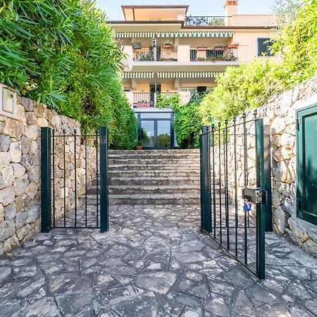 דירות לריצ'י Piana Di Solaro Modern Flat & Swimming Pool מראה חיצוני תמונה
